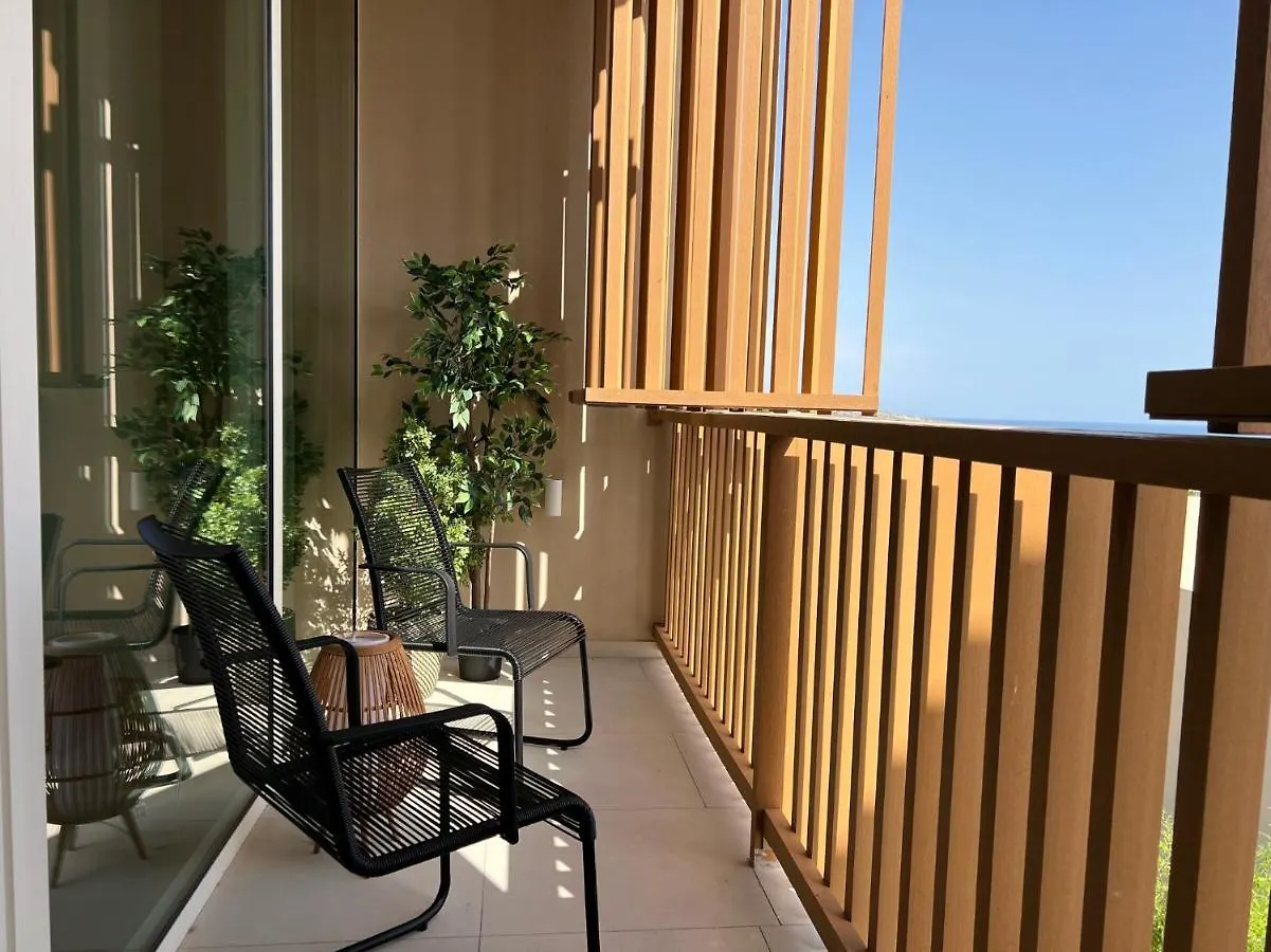 3-Bedroom Beach Villa With A Pool And Private Sauna In Green Coast Palase  Paljasa