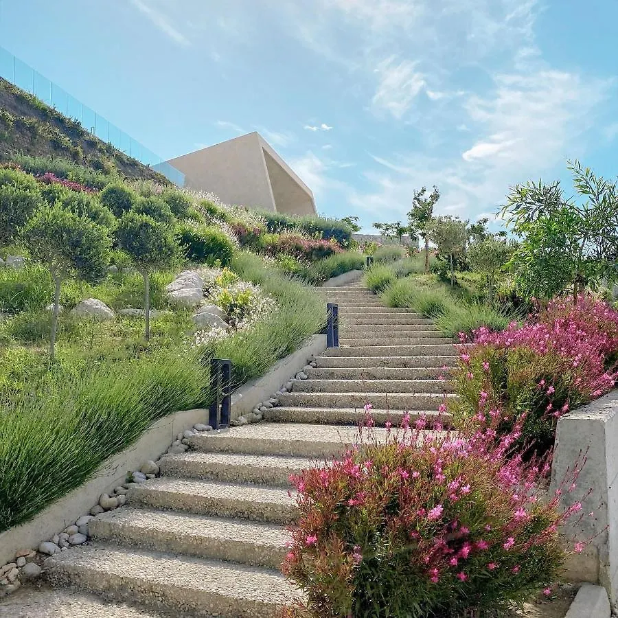 3-Bedroom Beach Villa With A Pool And Private Sauna In Green Coast Palase Albania